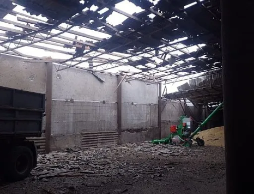 Росія обстріляла агропідприємство на Херсонщині