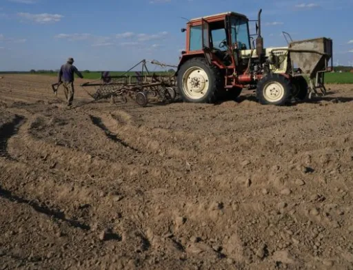 Розмінування сільгоспземель розпочали з Миколаїіщини