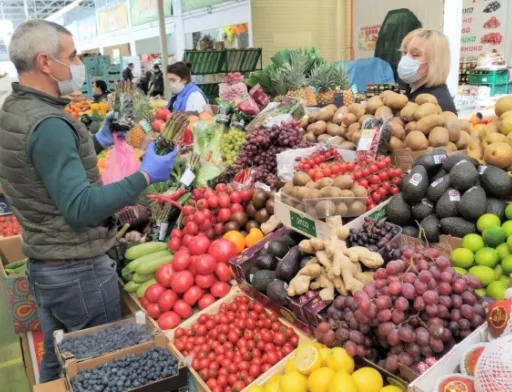 В Україні почали закривати продуктові ринки