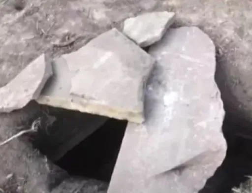 На Тернопільщині в полі знайшли кам’яний саркофаг віком близько 5 тис. років