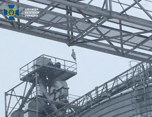 На Дніпропетровщині викрили діяльність нелегального елеватора, що завдав мільйонні збитки державі