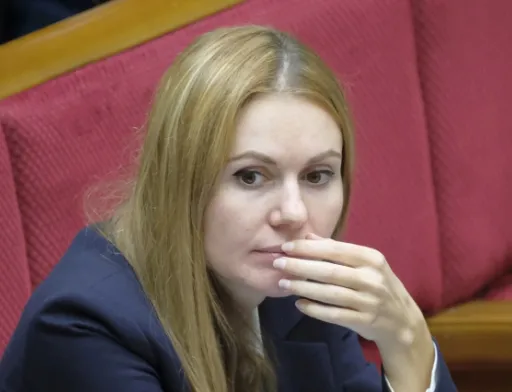 Нардеп Скороход: Через те, що я не голосувала за ринок землі, затримали мого чоловіка для видачі Росії