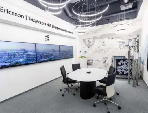В Україні почали тестувати мобільну мережу, яка «вбиває бджіл»