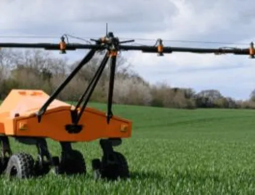 Британська компанія Small Robot Со. запускає роботизовані послуги, які суттєво знизять витрати пестицидів і добрив