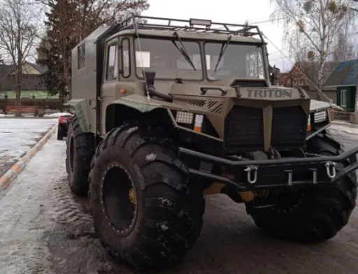 На Рівненщині механік-самоучка власноруч створив болотохід «TRITON»