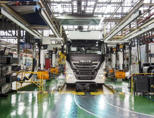 Завод з виробництва комерційного транспорту IVECO в Мадриді (Іспанія) отримав статус GOLD (золото) в програмі World Class Manufacturing (WCM) і, таким чином, став першим в корпорації CNH Industrial серед всіх 64 виробничих потужностей компанії по всьому світу