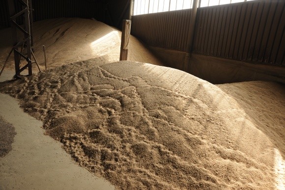 Экономика процессов сушки зерна: виды зерносушилок фото, иллюстрация