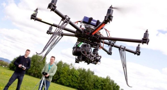 Про що розповість аерофотозйомка сільгоспугідь, зроблена за допомогою дрона? фото, ілюстрація