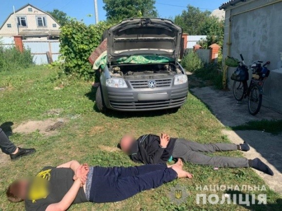  Поліція Київщини затримала групу розбійників за напад на пасічника  фото, ілюстрація
