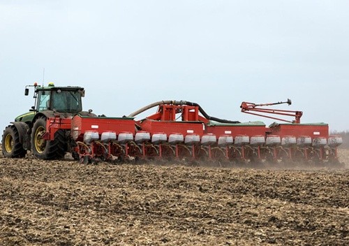 У Запорізькій області яровий посів виконано майже на 750 тис. га фото, ілюстрація