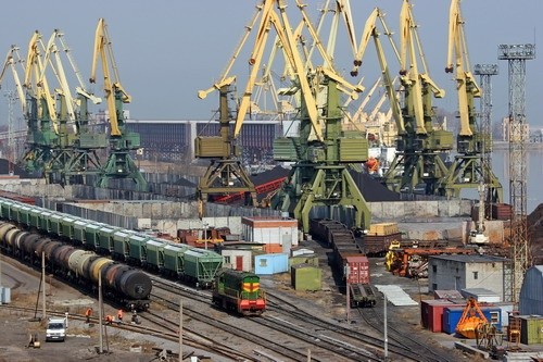 Названо основні проблеми портів: залізниця, припортові станції та дороги фото, ілюстрація