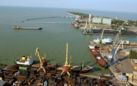 З моменту анексії Криму порти Азовського моря суттєво зменшили експорт зернових фото, ілюстрація