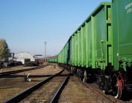 Для перевезення зернових вантажів Укрзалізниця у вересні запустила три нові графікові контейнерні поїзди, – Євген Кравцов фото, ілюстрація