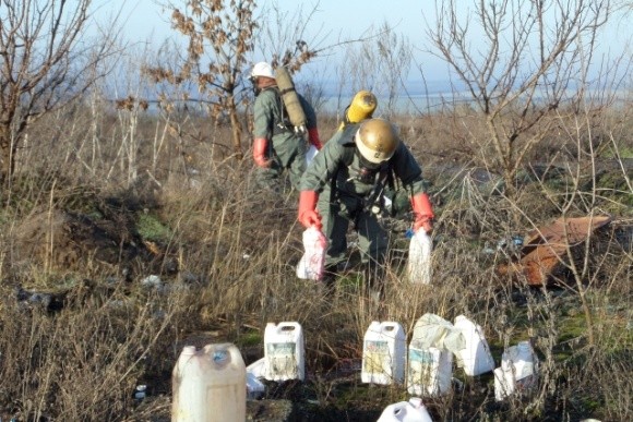 На Кіровоградщині виявили несанкціоноване звалище агрохімікатів фото, ілюстрація