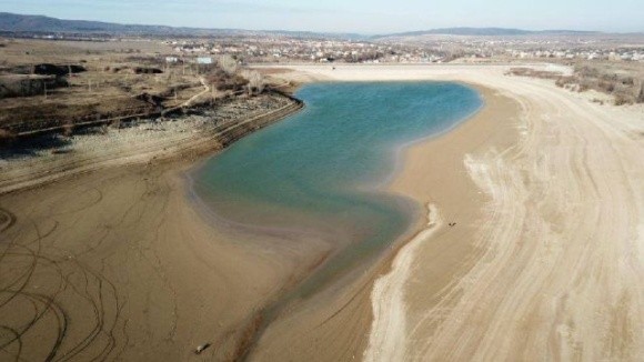 В окупованому Криму майже повністю висохло Аянське водосховище фото, ілюстрація