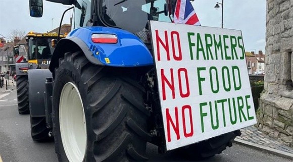 Фермери Британії протестуватимуть у Лондоні проти неякісних продуктів фото, ілюстрація