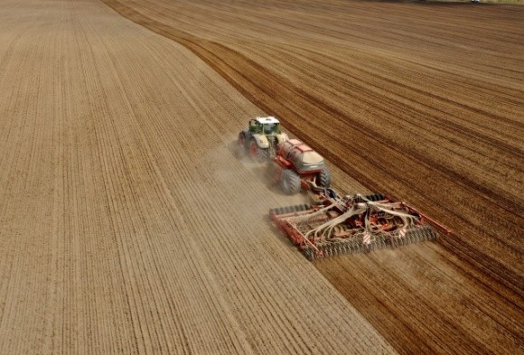«Контінентал Фармерз Груп» розпочала посів озимих під урожай 2022 фото, ілюстрація