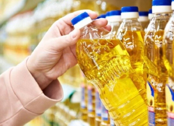 Супермаркети Греції обмежили продаж борошна та олії фото, ілюстрація