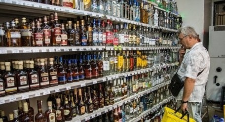 Уряд підвищив мінімальні ціни на алкоголь фото, ілюстрація