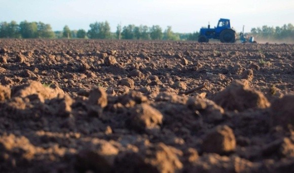 Для українських фермерів із липня запрацювала «гаряча лінія» з охорони ґрунтів фото, ілюстрація