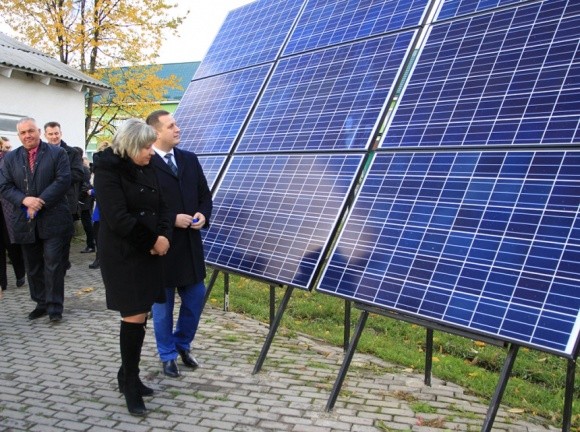 На Івано-франківщині запустили сільську сонячну електростанцію фото, ілюстрація