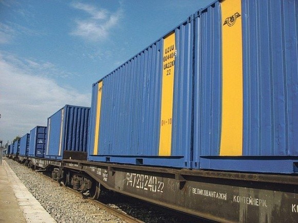 Торік майже половину контейнерних перевезень залізницею становили зернові вантажі фото, ілюстрація