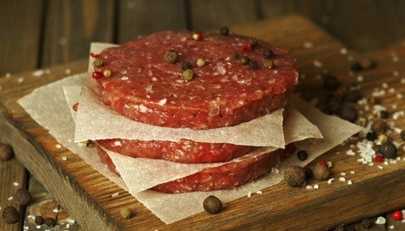 Рослинне м'ясо продаватимуть в українських супермаркетах фото, ілюстрація