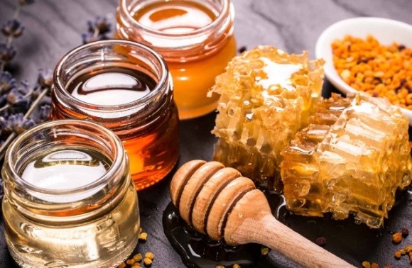 Україна домовилась з Китаєм про експорт ріпакового шроту і меду фото, ілюстрація