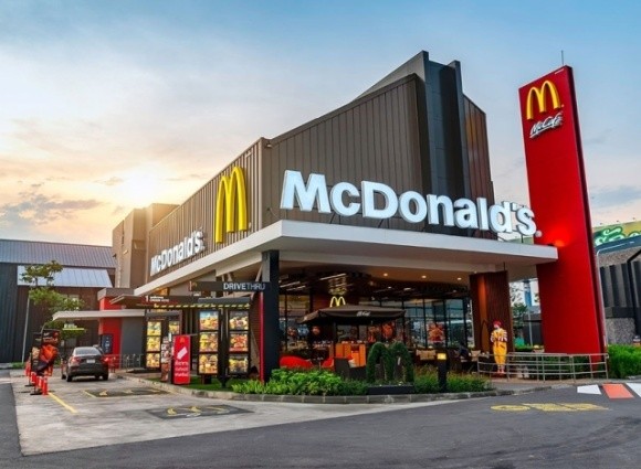 McDonald's інвестував 10 млн грн у запуск проєкту сортування і переробки відходів у ресторанах мережі в Україні фото, ілюстрація
