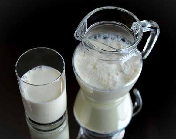 В Америці молоко виготовлятимуть без корів фото, ілюстрація