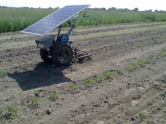 Український фермер створив «сонячний» мотоблок фото, ілюстрація