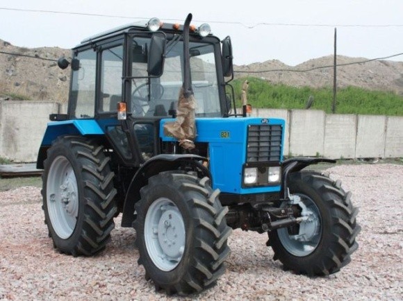 На Миколаївщині фермер віддав 120 тисяч гривень шахраям за неіснуючий трактор  фото, ілюстрація