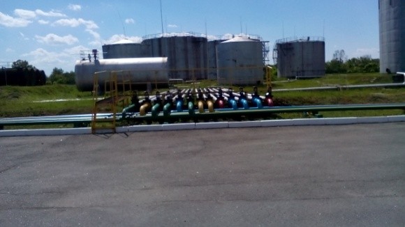 Аграрна компанія купує нафтобазу в Житомирській області фото, ілюстрація