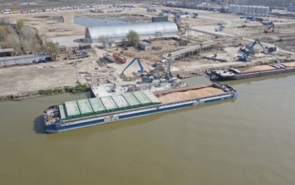 Нібулон розвивав експорт через Дунай, не розраховуючи на зернову угоду фото, ілюстрація