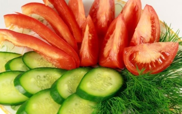 Новорічні ціни на огірки, помідори та перець – що по чому фото, ілюстрація