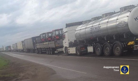 Окупанти поспішають вивезти українське зерно через очікуваний контрнаступ ЗСУ фото, ілюстрація