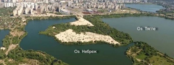 У Києві розгорівся скандал через реєстрацію 74 га землі біля озера на агрофірму фото, ілюстрація