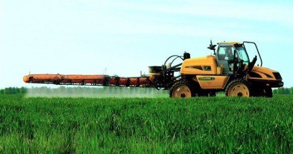 ЄС планує вдвічі зменшити використання пестицидів у сільському господарстві фото, ілюстрація