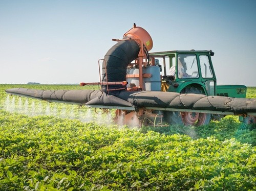 З сьогоднішнього дня спрощується порядок ввезення в Україну пестицидів фото, ілюстрація