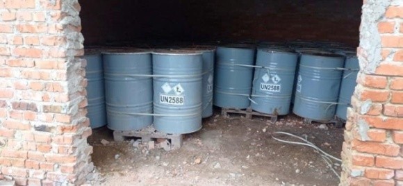 З Полтавщини на утилізацію вивезли понад 60 тонн небезпечних пестицидів  фото, ілюстрація