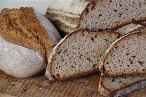 В Україні не вистачає жита для виробництва хліба фото, ілюстрація