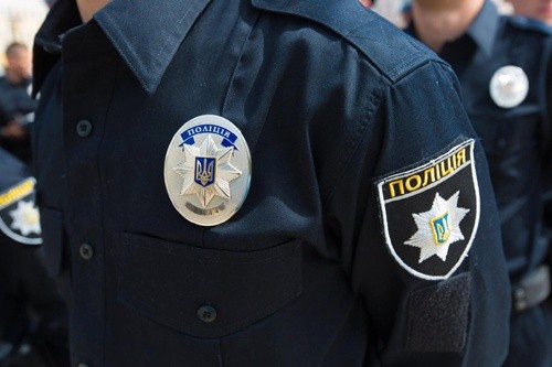 Стрілянина на одеській трасі пов'язана з конфліктом між чиновниками за контроль над зважуванням фур фото, ілюстрація