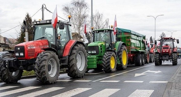 Посол Польщі послав фермерів до Брюсселю фото, ілюстрація