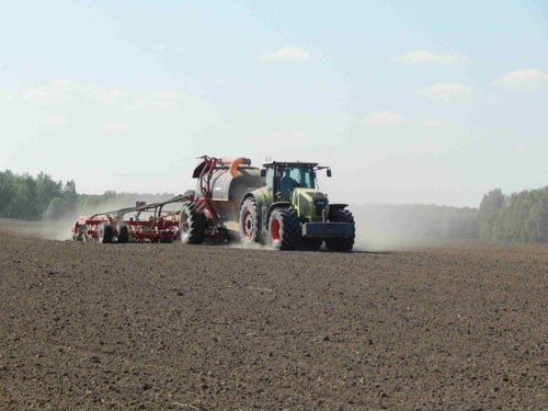 У ряді областей України фіксується ґрунтова посуха фото, ілюстрація