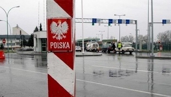 Польські фермери відновлюють блокаду ПП «Медика - Шегині» фото, ілюстрація