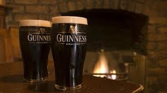 Guinness на карантині удобрювала дерева своїм пивом фото, ілюстрація
