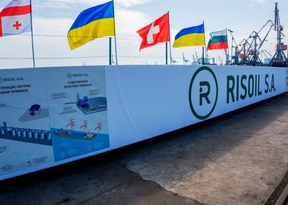 Risoil починає будівництво першого в Україні двостороннього пірсу фото, ілюстрація