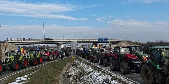 Уряд Румунії підготував пакет допомоги для фермерів, які блокують кордон з Україною фото, ілюстрація