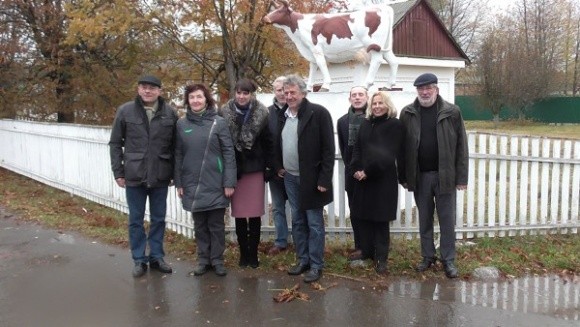 Французи відвідали Черкаські молочні ферми фото, ілюстрація
