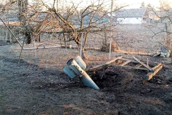 Артилерійські обстріли забруднять українські землі на 100 років фото, ілюстрація